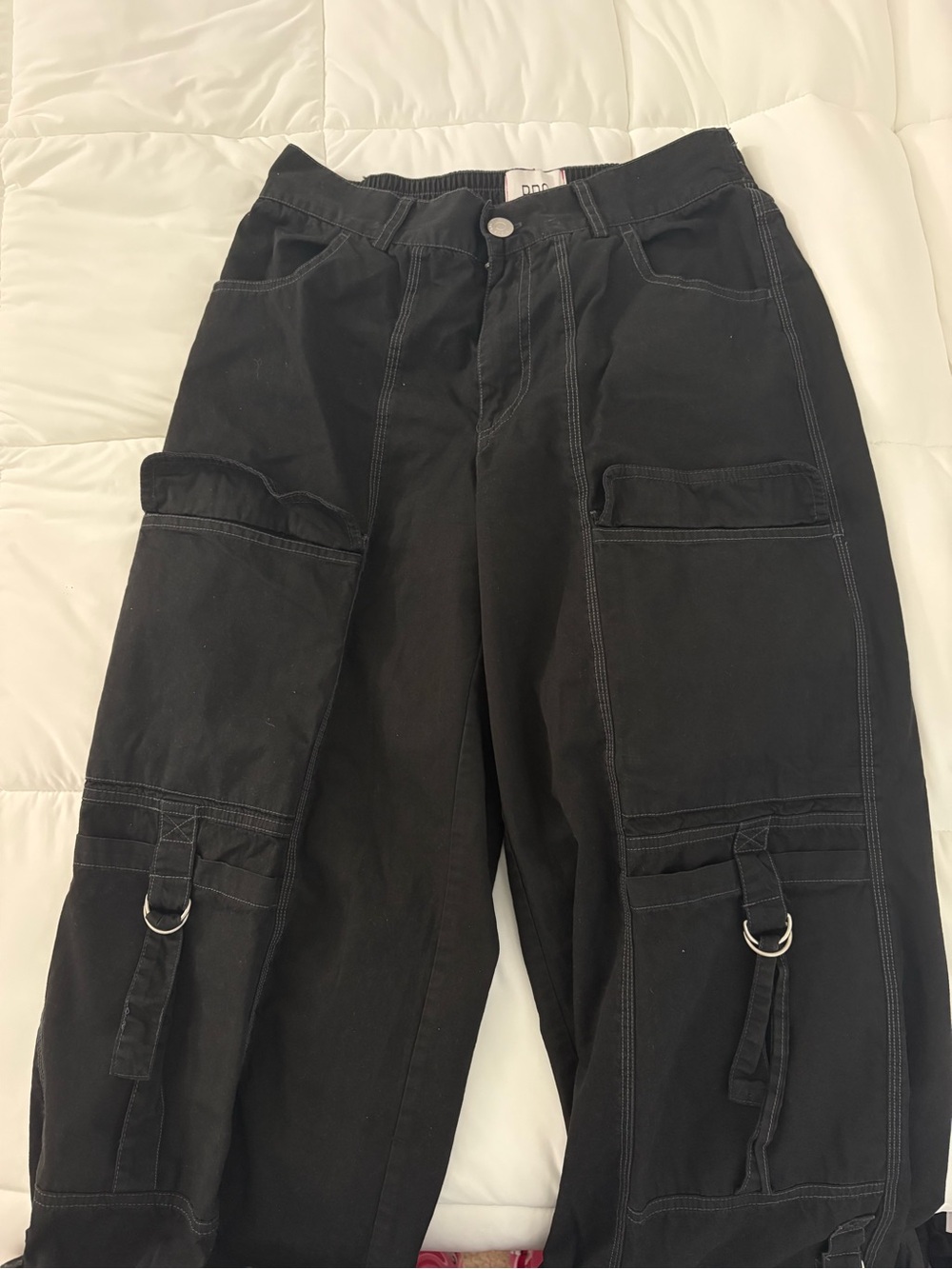 UO BDG High Waisted Black Cargo Pants (Size: M)